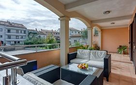 Apartments Folo